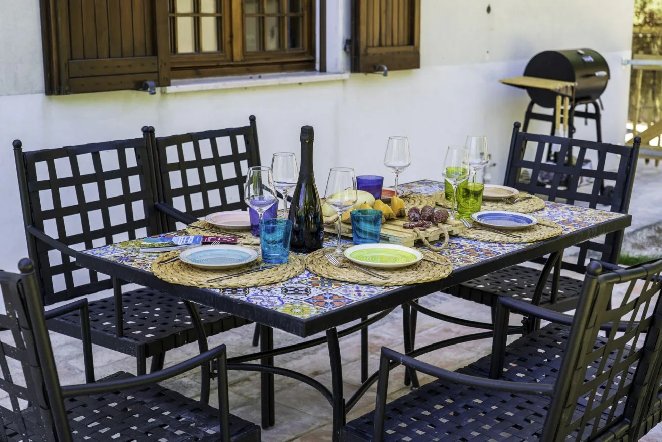 Villa Valle 16 outdoor dining terrace