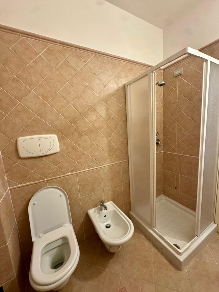 Badkamer 1 (2)